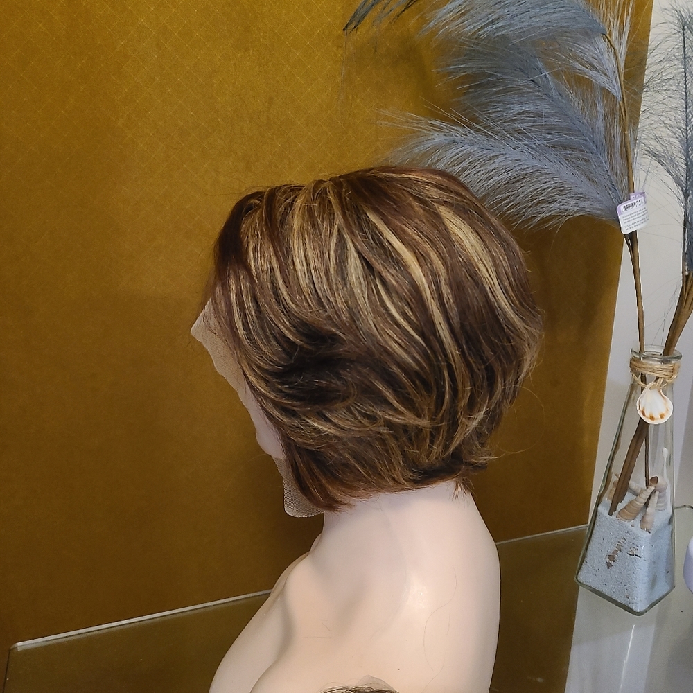Two tone t frontal lace wig